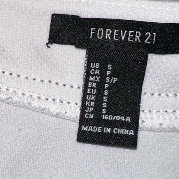 Button-down Oversized Jersey - US S - Unisex - Black - White - Forever 21 - Picture 11 of 11